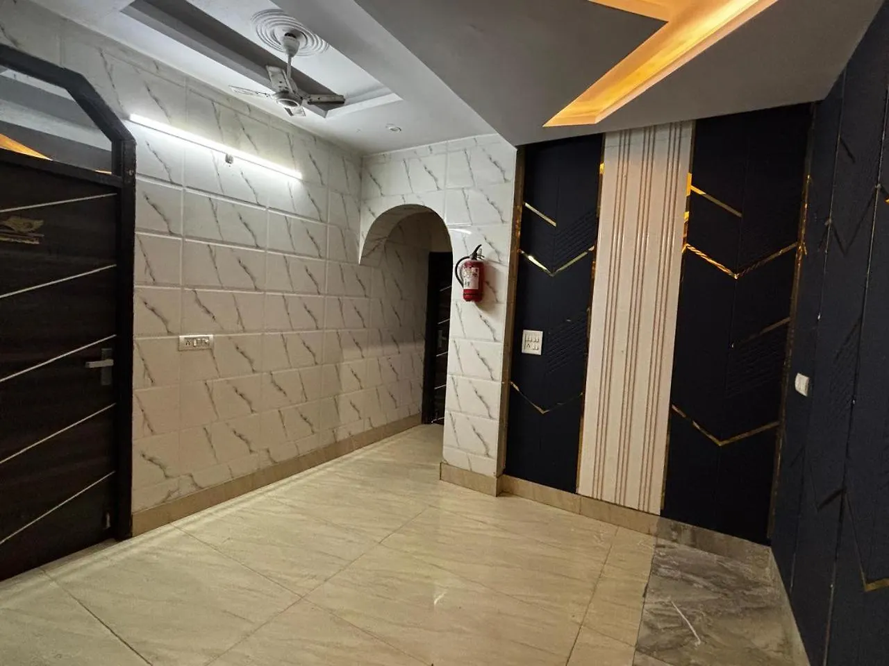 Akaash Cont I Couple Frendiy I Hari Nagar I New Delhi Hotel 3*,  India