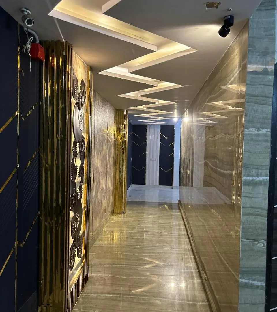 Akaash Cont I Couple Frendiy I Hari Nagar I New Delhi Hotel